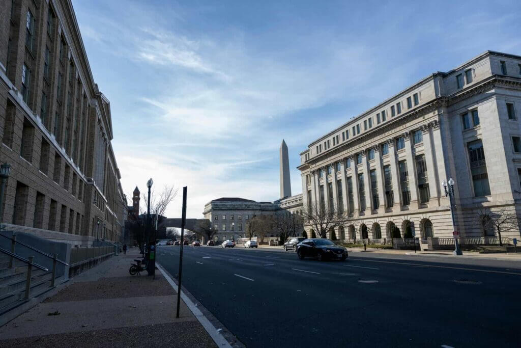 미국 FDA 본부 &mdash; 브라벡토 플루랄라너 NADA 141-426 신약 승인을 담당한 미국 식품의약국